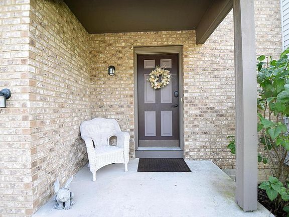 3rd image of 4276 Boulder Creek Dr