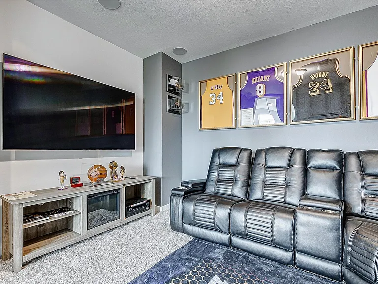 9903 Regal Bend Dr — Photo 27