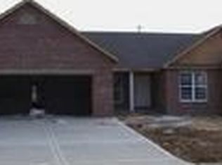 2720 Lauren Lake Dr, Shiloh, IL 62221