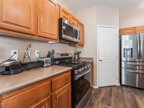 3rd image of 6433 Buck Jones Ave Unit 103