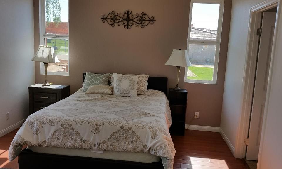 1st image of 86211 Sonoma Ln