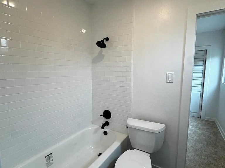 2125 Las Colinas Ave #2125 — Photo 11