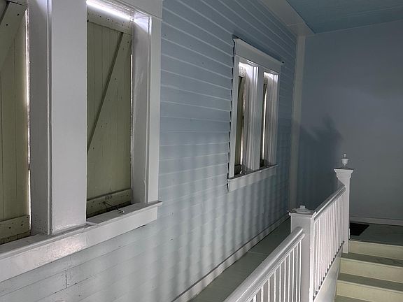 2nd image of 4217 Clara St