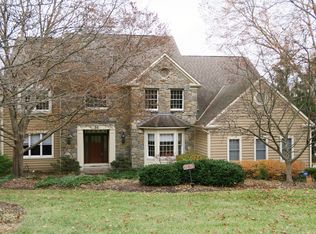32 Camargo Cyn, Cincinnati, OH 45243
