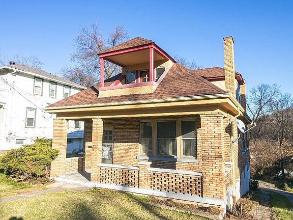 3rd image of 1704 Wyoming Ave