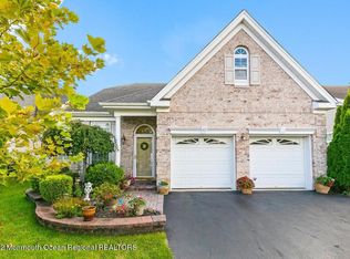 42 Jumping Brook Dr, Lakewood, NJ 08701