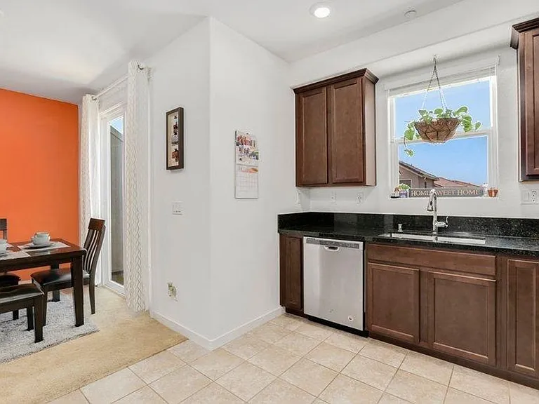 3936 E Commerce Way — Photo 14