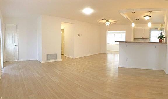 5th image of 1420 Juddale St E