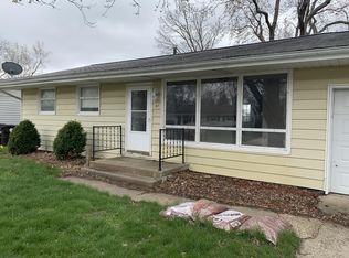 1317 Harper Dr, Rantoul, IL 61866