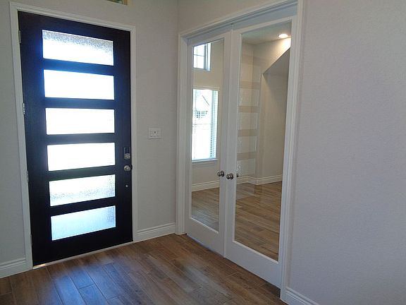 5th image of 32000 Coral Way