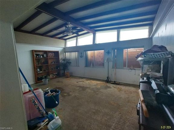 2nd image of 21484 Edgewater DR