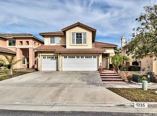 1225 Saffron Cir, Corona, CA 92879