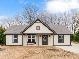 201 S Linn Valley Dr, Linn Valley, KS 66040