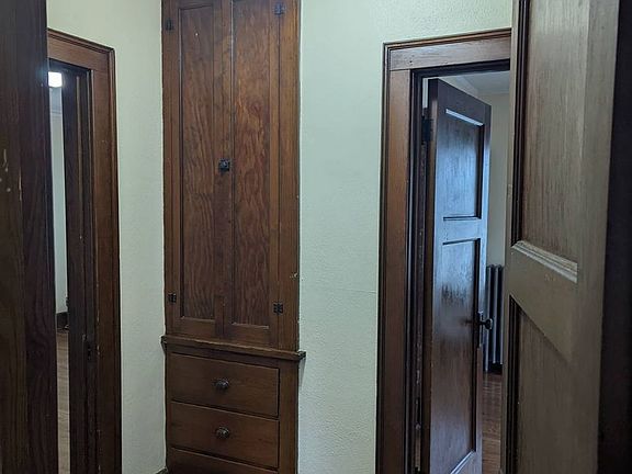 4th image of 1319-21 12th St #1321-2S