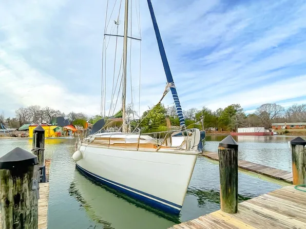 221 Driftwood Ln #221, Solomons, MD 20688