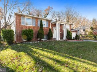 805 Sunset Dr, Somerdale, NJ 08083