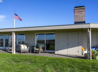 101 13th St #218, Gearhart, OR 97138