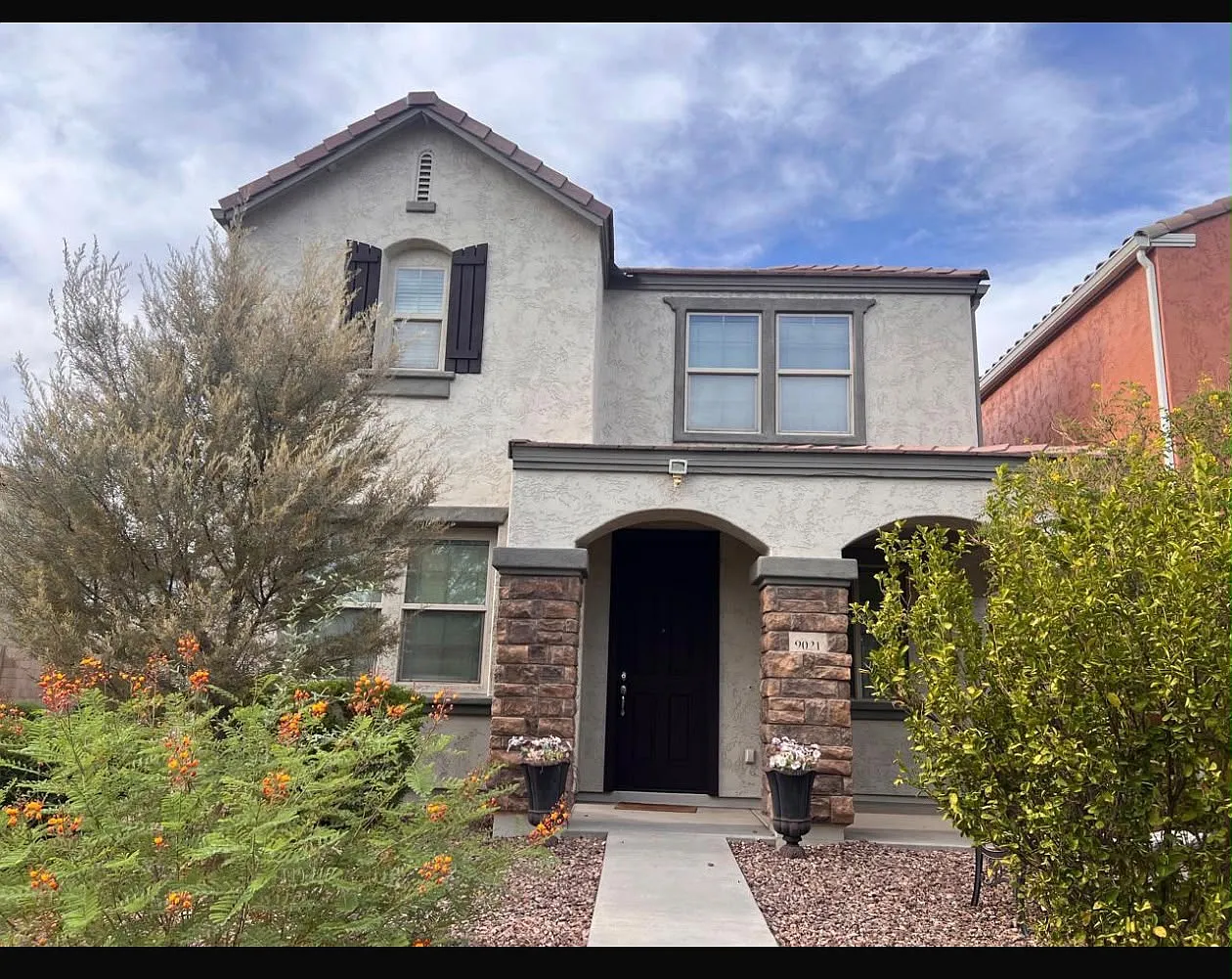 4 bed, 2.5 bath, 1903 sqft, $3,300 — Photo 1