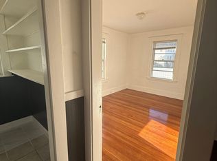 237 Billings Rd #1, Quincy, MA 02170