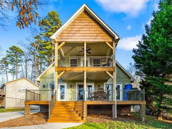 381 Capistrano Shores Blvd, Lexington, NC 27292