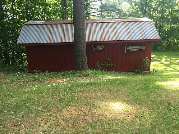 Side of 4 room shed