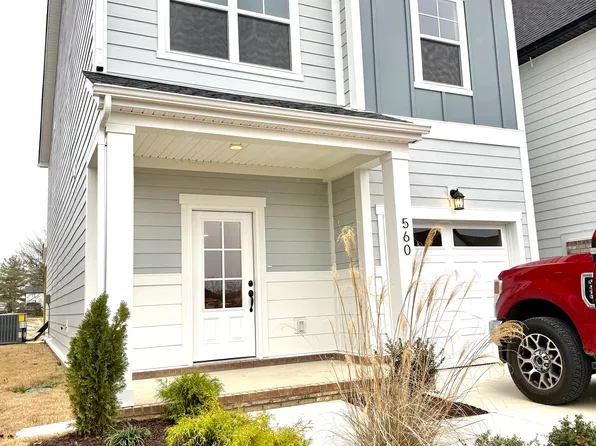 560 Twyla Dr, Lebanon, TN 37087