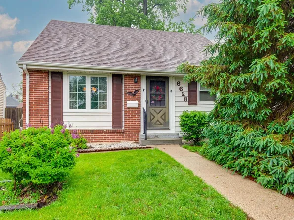 6628 32nd AVENUE, Kenosha, WI 53142