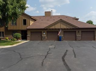1824 Lakeview Ct SW APT 101, Rochester, MN 55902