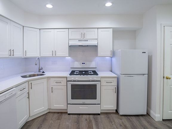 3rd image of 2205 S 20th St #1