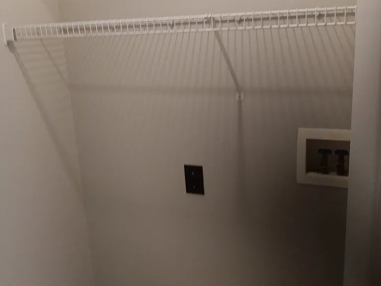 525 Charleston Ave — Photo 5