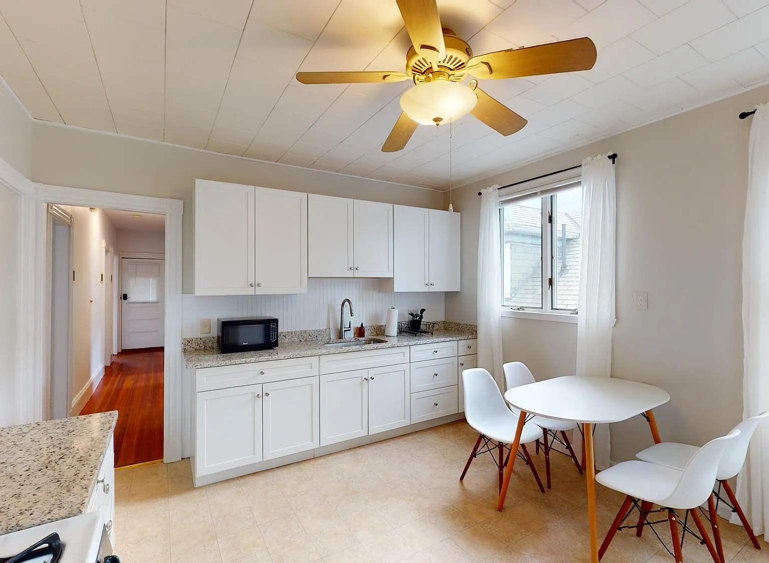 4 bed, 1500 sqft, $3,800 — Photo 1