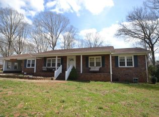 1218 E Allred St, Asheboro, NC 27203