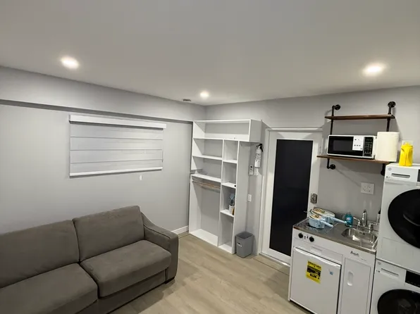 8115 NW 73rd Ter #2, Fort Lauderdale, FL 33321