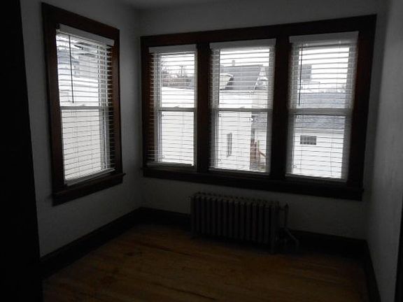 5th image of 456 E Drinker St #1