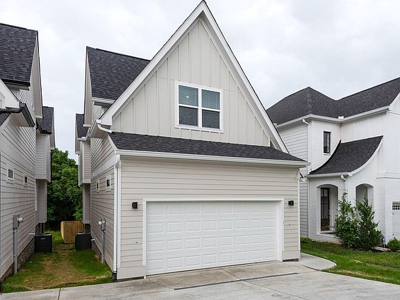 3rd image of 1910 Hutton Dr #B
