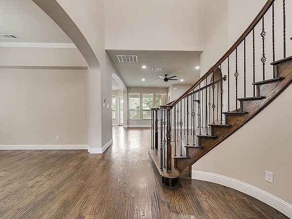5th image of 6809 Gallatin St