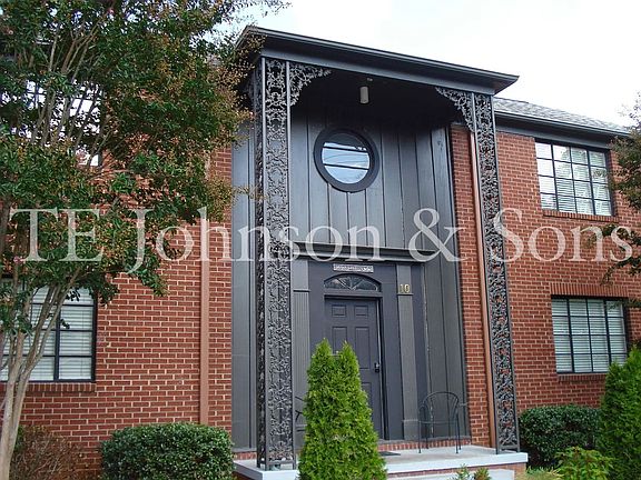 2nd image of 10 W 6th Ave #2C