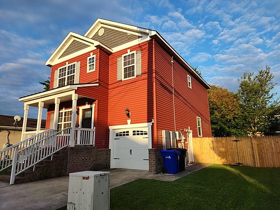2nd image of 2510 Chestnut St