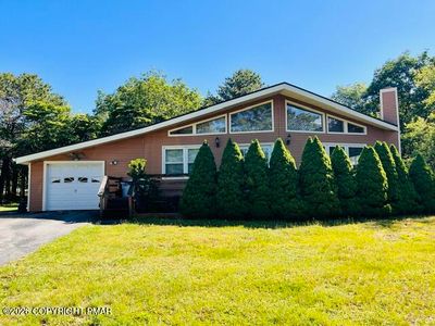 2446 Olympia Ln, Blakeslee, PA, 18610