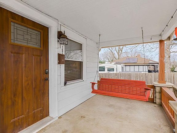 3rd image of 1514 S Cedar Ave