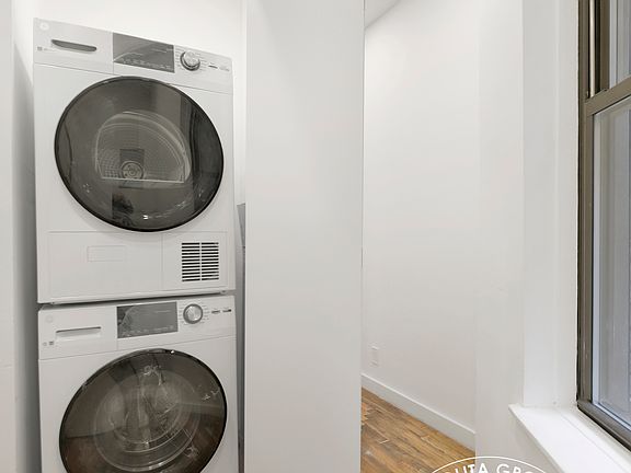 4th image of 160 Mott St #2A