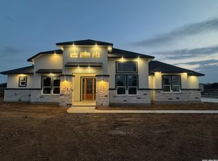 128 W Tree Farm, Lytle, TX 78052