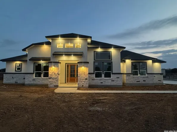 128 W Tree Farm, Lytle, TX 78052