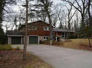 3320 W Marquette Woods Rd, Stevensville, MI 49127