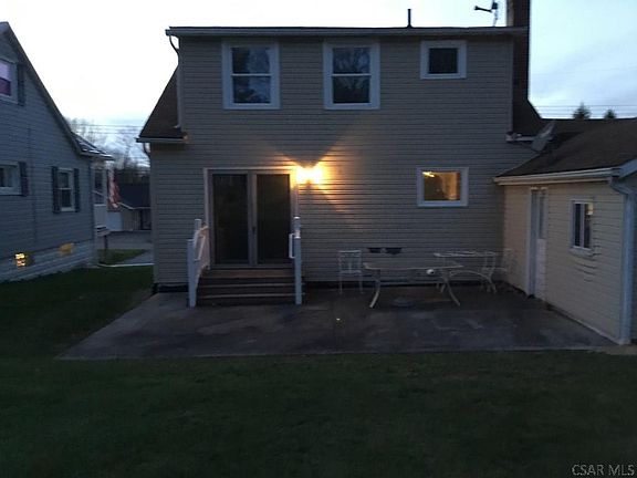 4th image of 209 Rosewood St