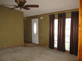 4th image of 9236 Twin Lakes Dr