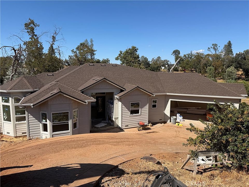 1st image of 263 Redbud Dr