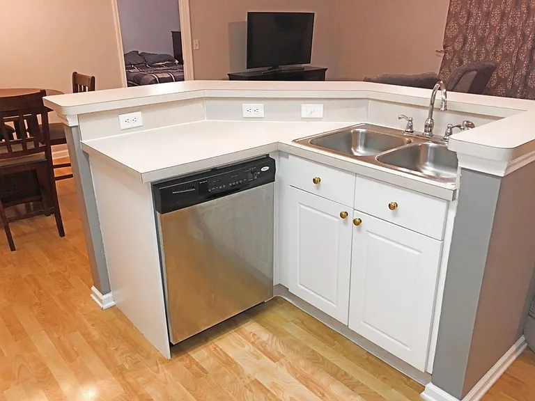 8077 Cranes Crossing Dr #8077 — Photo 4
