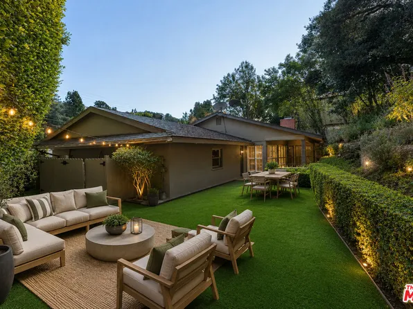 2559 Hutton Dr, Beverly Hills, CA 90210