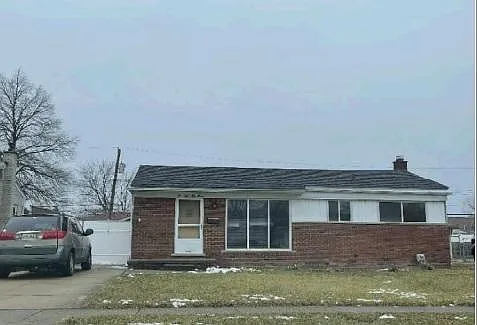 25053 Wagner Ave photo 1